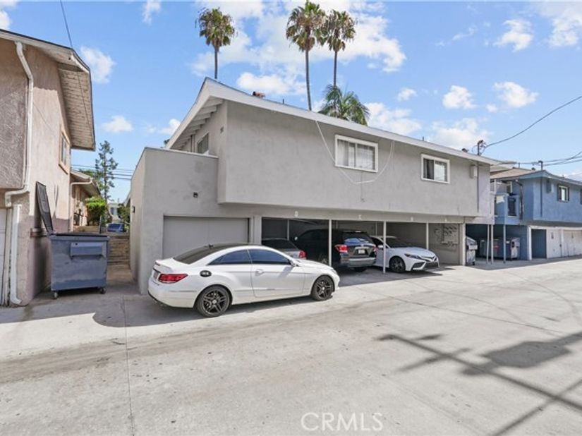 741 W 18th, Costa Mesa CA 92627