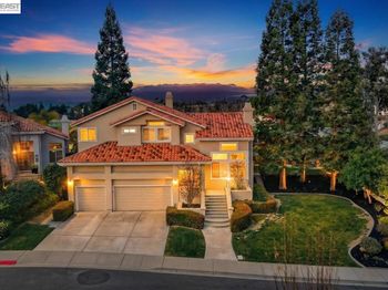 788 Crystal Ln
