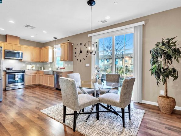 110 Del Alba St., San Pablo CA 94806