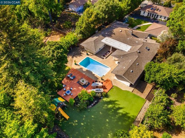 2002 Diablo Rd, Danville CA 94506