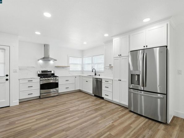 2251 Pacheco St, Concord CA 94520