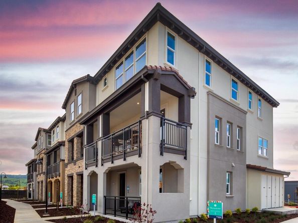 901 More Lane 1301, Morgan Hill CA 95037