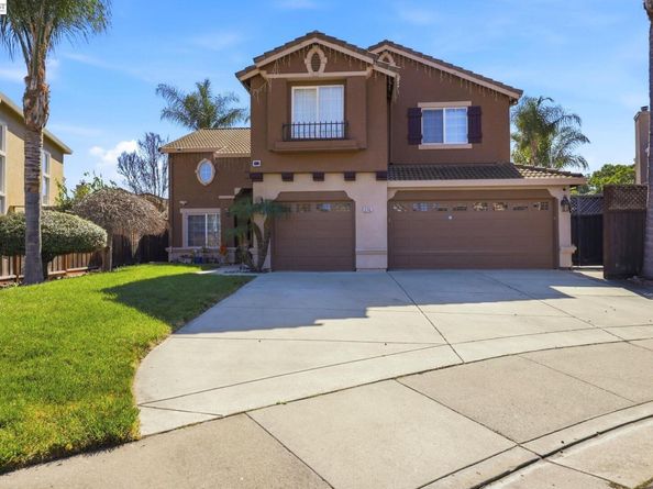 9740 Linnet Ct, Gilroy CA 95020