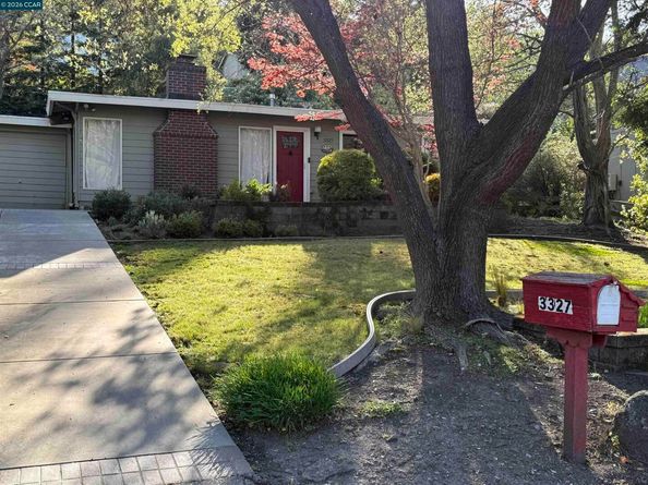 3327 Beechwood Dr, Lafayette CA 94549