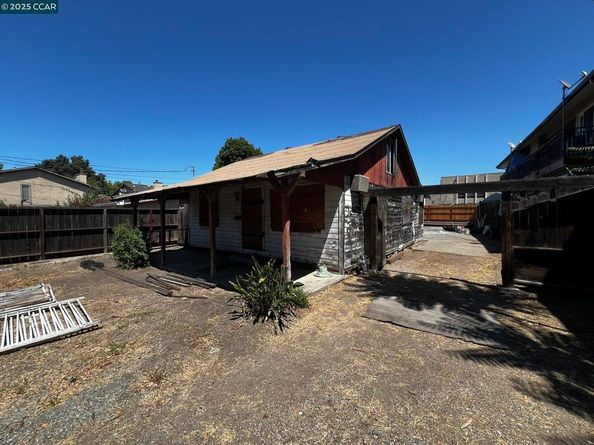 1110 Eureka Lane, Concord CA 94520