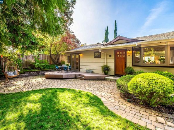 1085 Oak Hill Road #D, Lafayette CA 94549