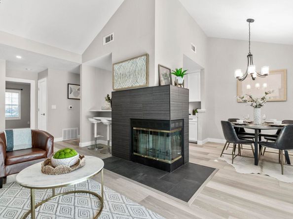 8170 Mountain View Dr F, Pleasanton CA 94588