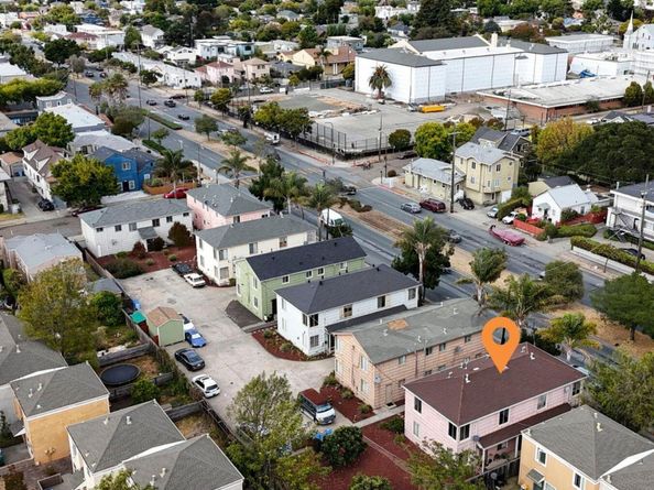 2790 Sacramento St, Berkeley CA 94702