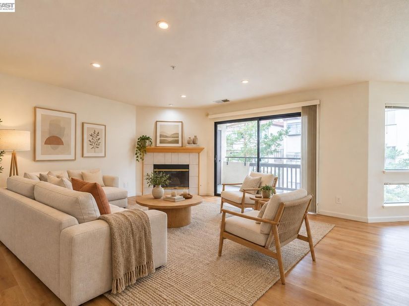 21103 Gary 318A, Castro Valley CA 94546