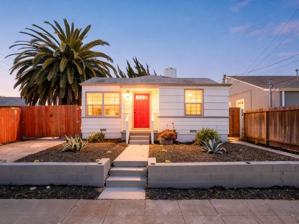 945 62Nd St, Oakland CA 94608