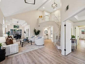 162 Briar Pl