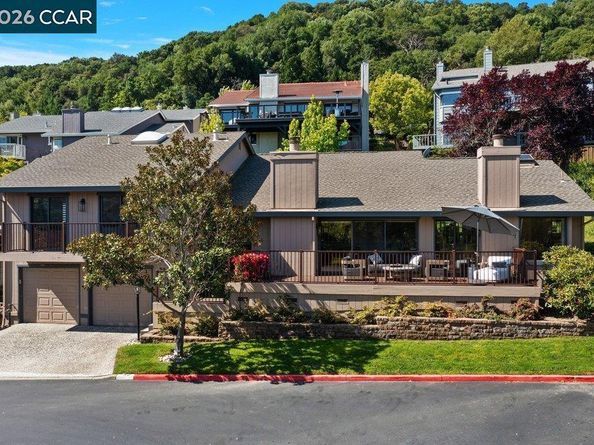39 Sea Pines Street, Moraga CA 94556