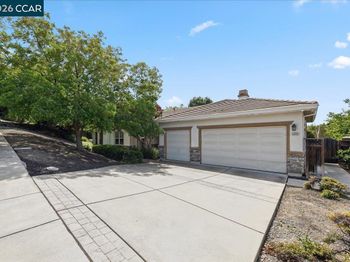 5204 Skyler Ct