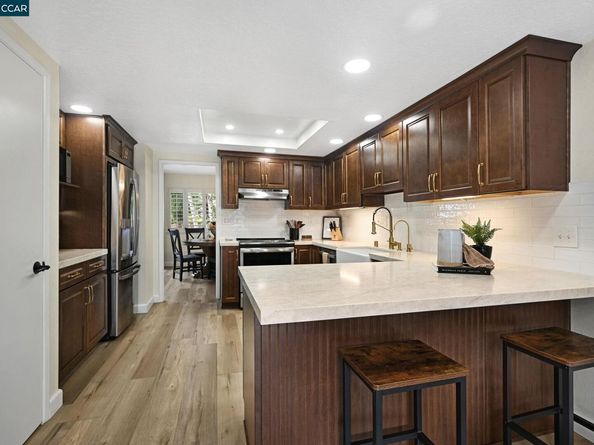 327 Sycamore Hill Ct, Danville CA 94526
