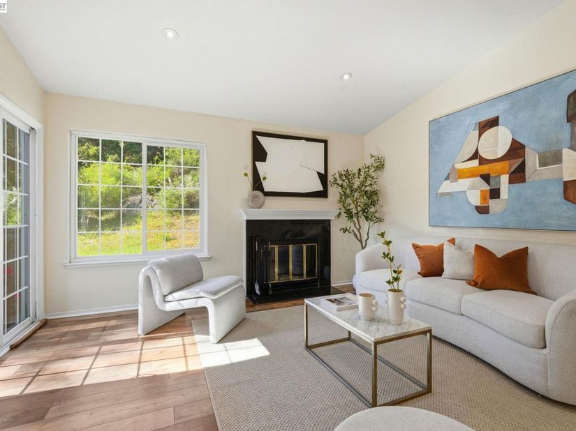 515 Canyon Oaks Dr F, Oakland CA 94605