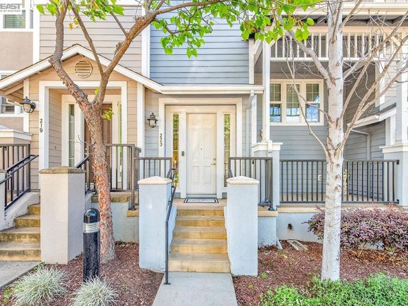 223 Birch Creek Dr, Pleasanton CA 94566