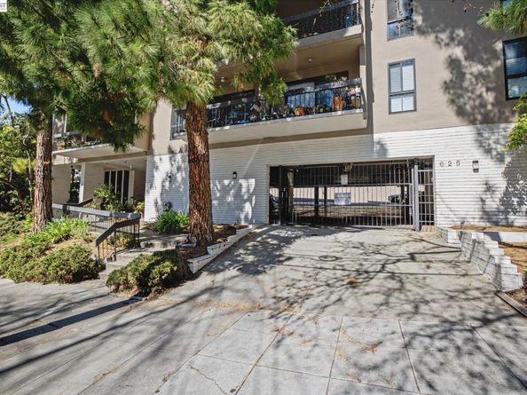 625 El Dorado Ave 106, Oakland CA 94611