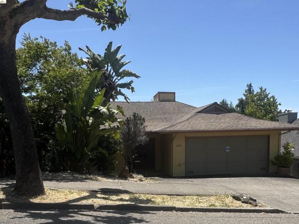 635 Longridge Road, Oakland CA 94610