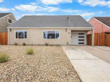 460 Inverness Dr