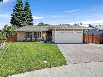 8 Bath Ct