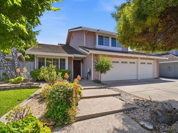 32760 Orick St, Union City CA 94587