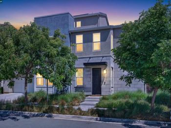 5821 Nugget Way