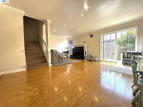 19901 Forest Ave, Castro Valley CA 94546