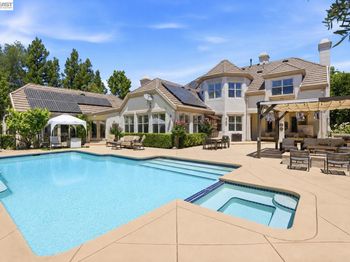 3019 E. Ruby Hill Dr.