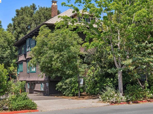 2638 Warring St A, Berkeley CA 94704