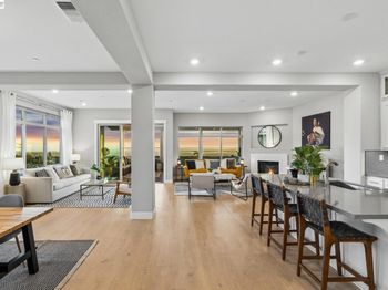 6767 Skyview Drive