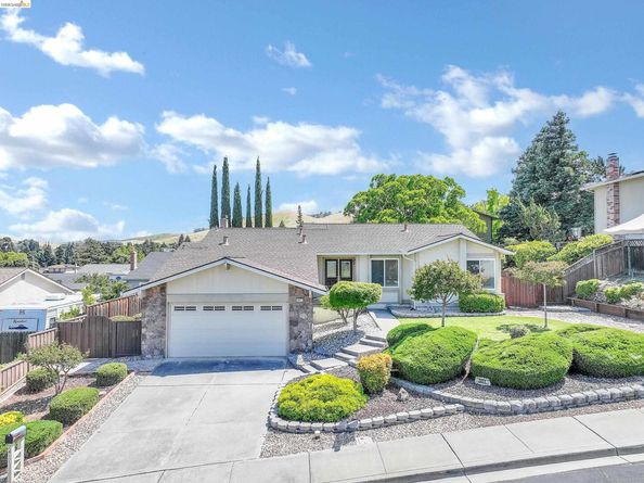 2411 Los Prados Way, Antioch CA 94509