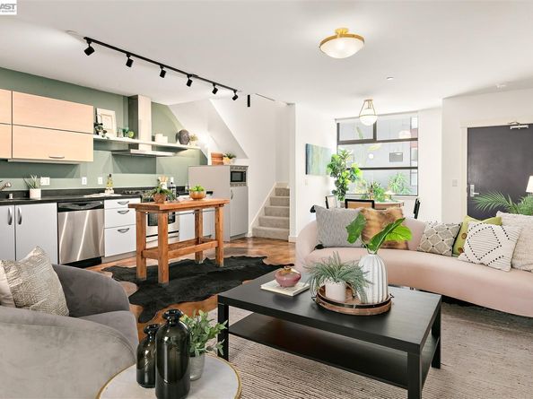 6501 San Pablo Ave 208, Oakland CA 94608
