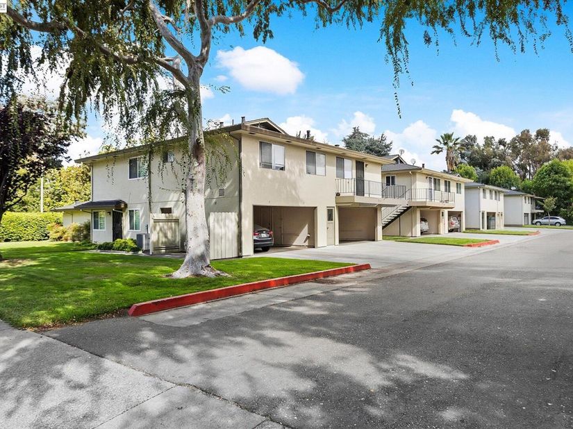2174 Decoto Rd 2, Union City CA 94587