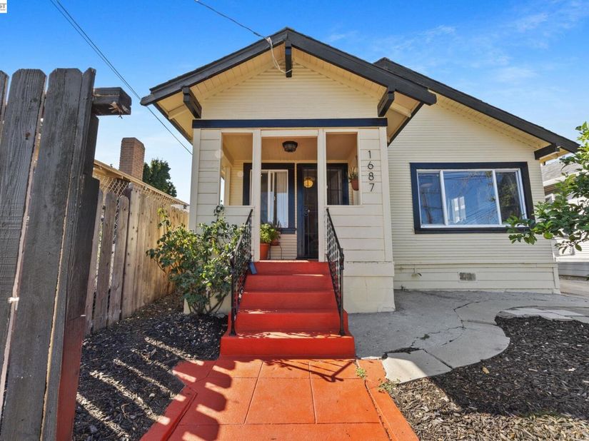 1687 70Th Ave, Oakland CA 94621