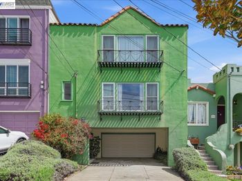 826-828 30Th Ave