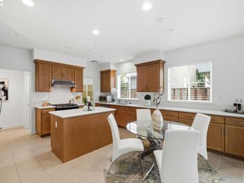 8553 Schooner Way