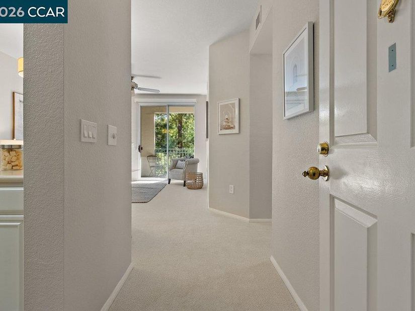 1860 Tice Creek Dr 1206, Walnut Creek CA 94595