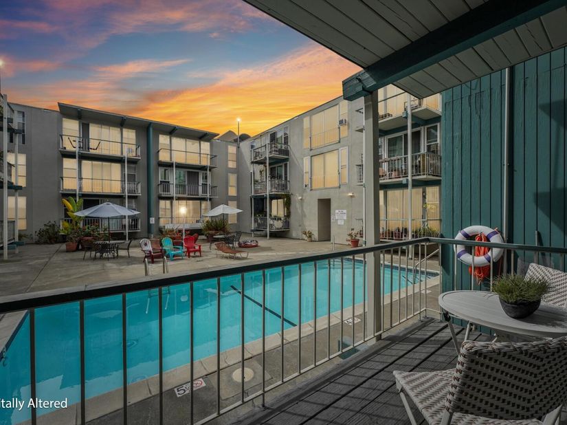 811 York St 136, Oakland CA 94610