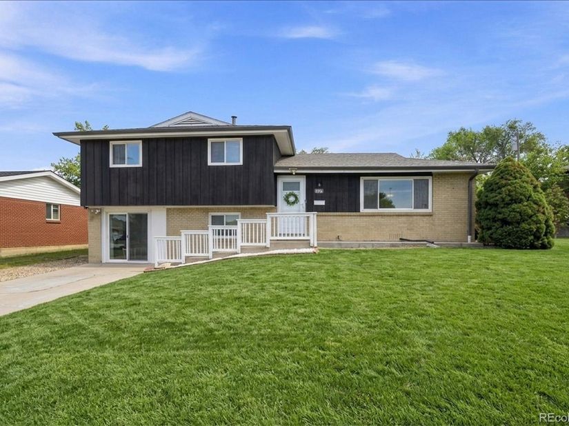 8290 Louise Drive, Denver CO 80221