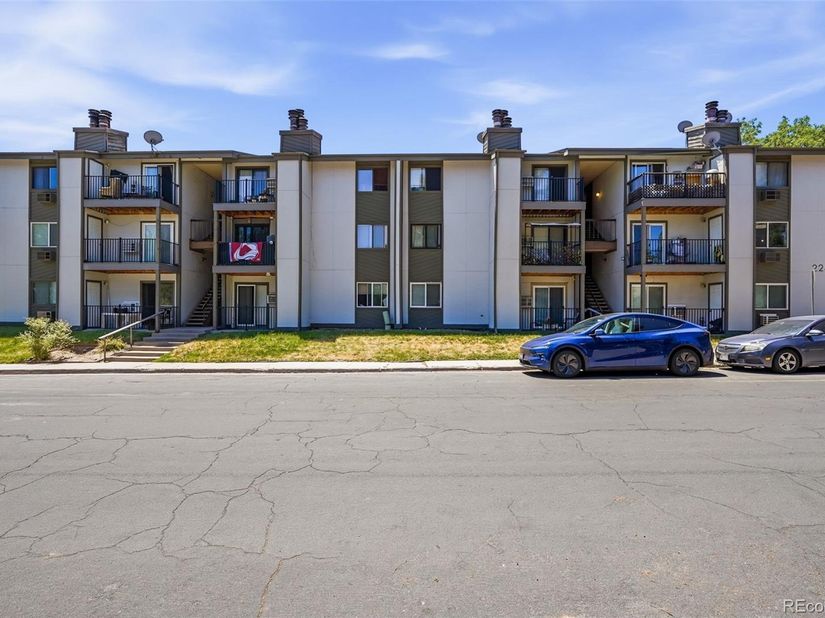 2280 S Oswego Way 201, Aurora CO 80014