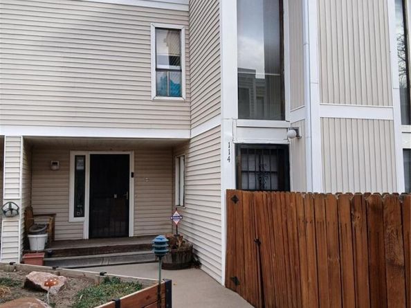 1050 S Monaco Parkway 114, Denver CO 80224