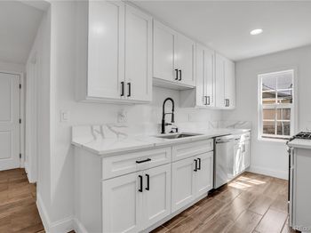 4024 Milwaukee Street