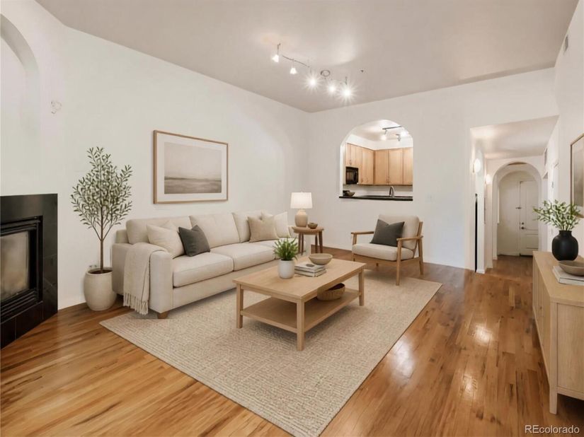 1489 N Steele Street 114, Denver CO 80206