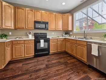 6860 S Algonquian Court