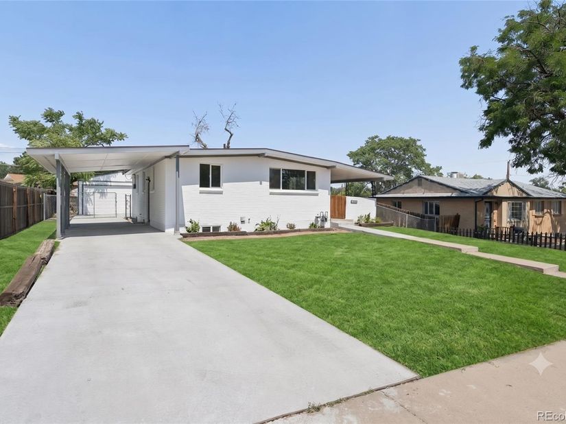 8661 Richard Road, Denver CO 80229