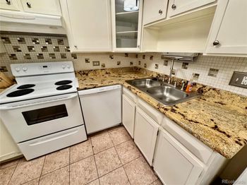 585 S Alton Way