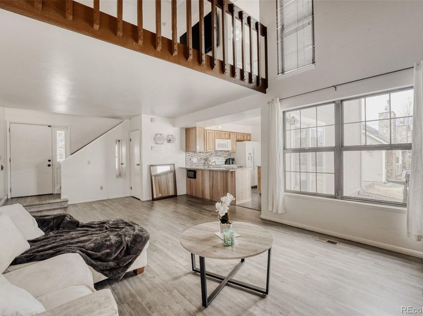 2621 S Xanadu Way B, Aurora CO 80014