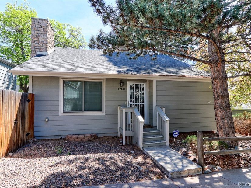 11941 E Cornell Circle, Aurora CO 80014