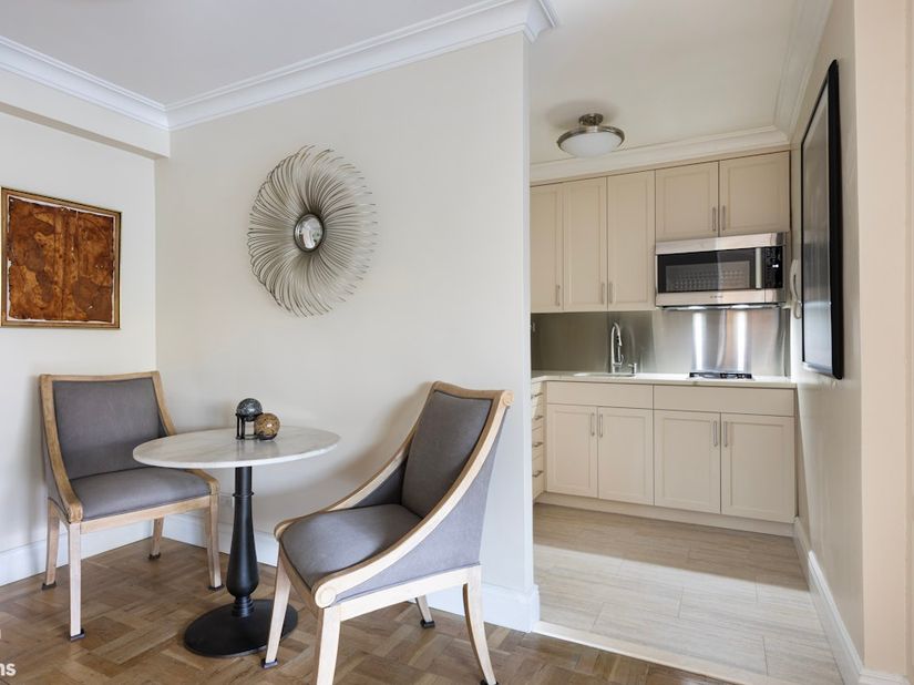 230 East 15th Street 5R, New York NY 10003