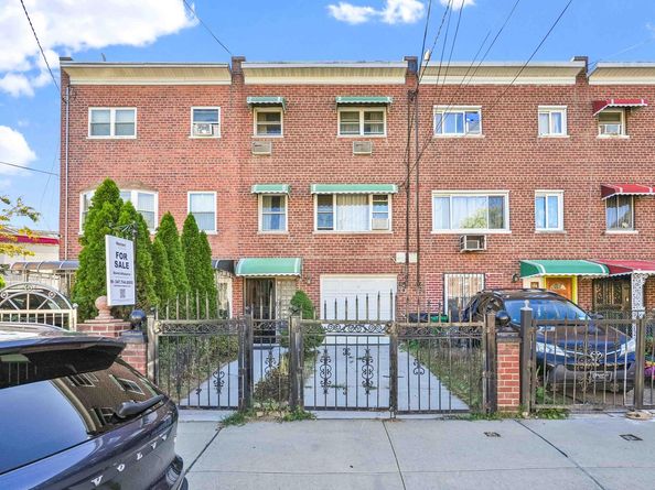 1472 Stickney Place, Bronx NY 10469